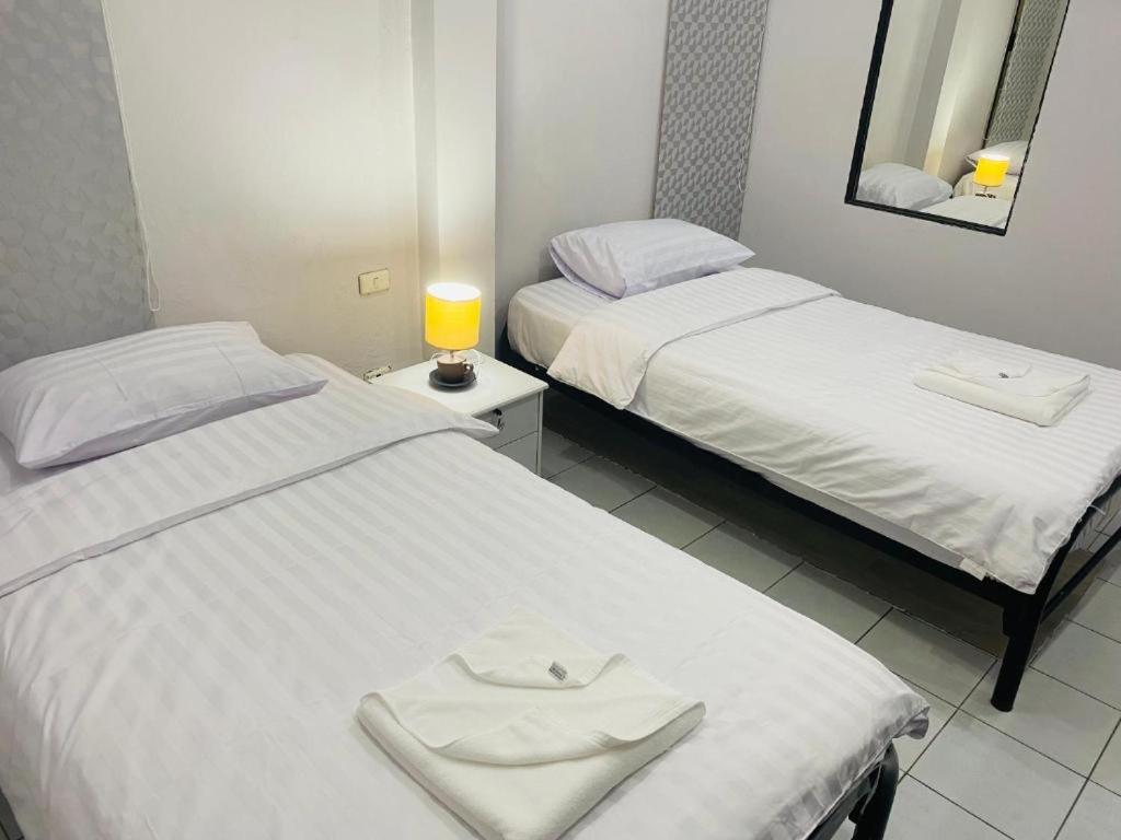 Beachwalk Patong Exterior foto